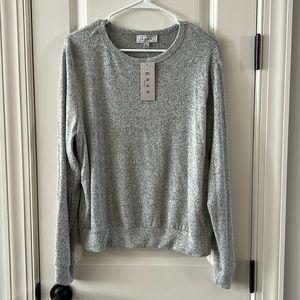 NWT Gaze‎ gray sweater